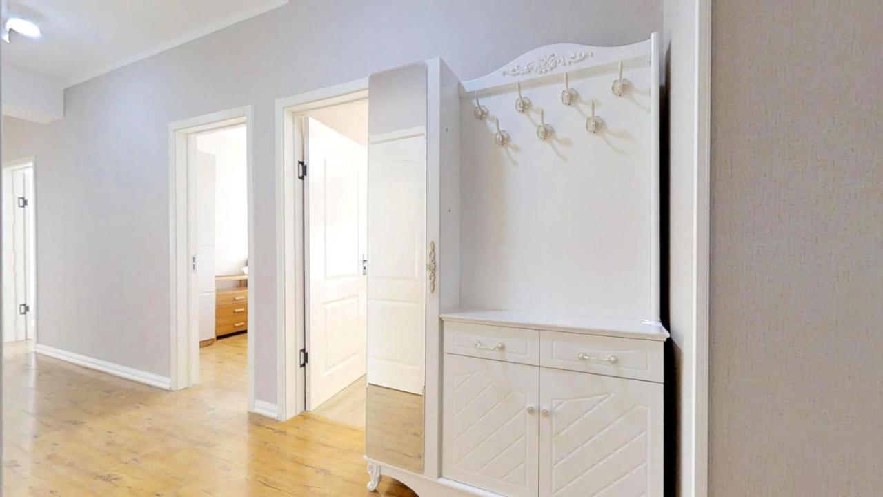 125M2 New Apartment, 5 Rooms With Airport Pickup Уланбатар Екстериор снимка